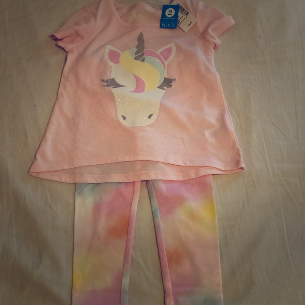 Childrens Place 2 piece girl unicorn set